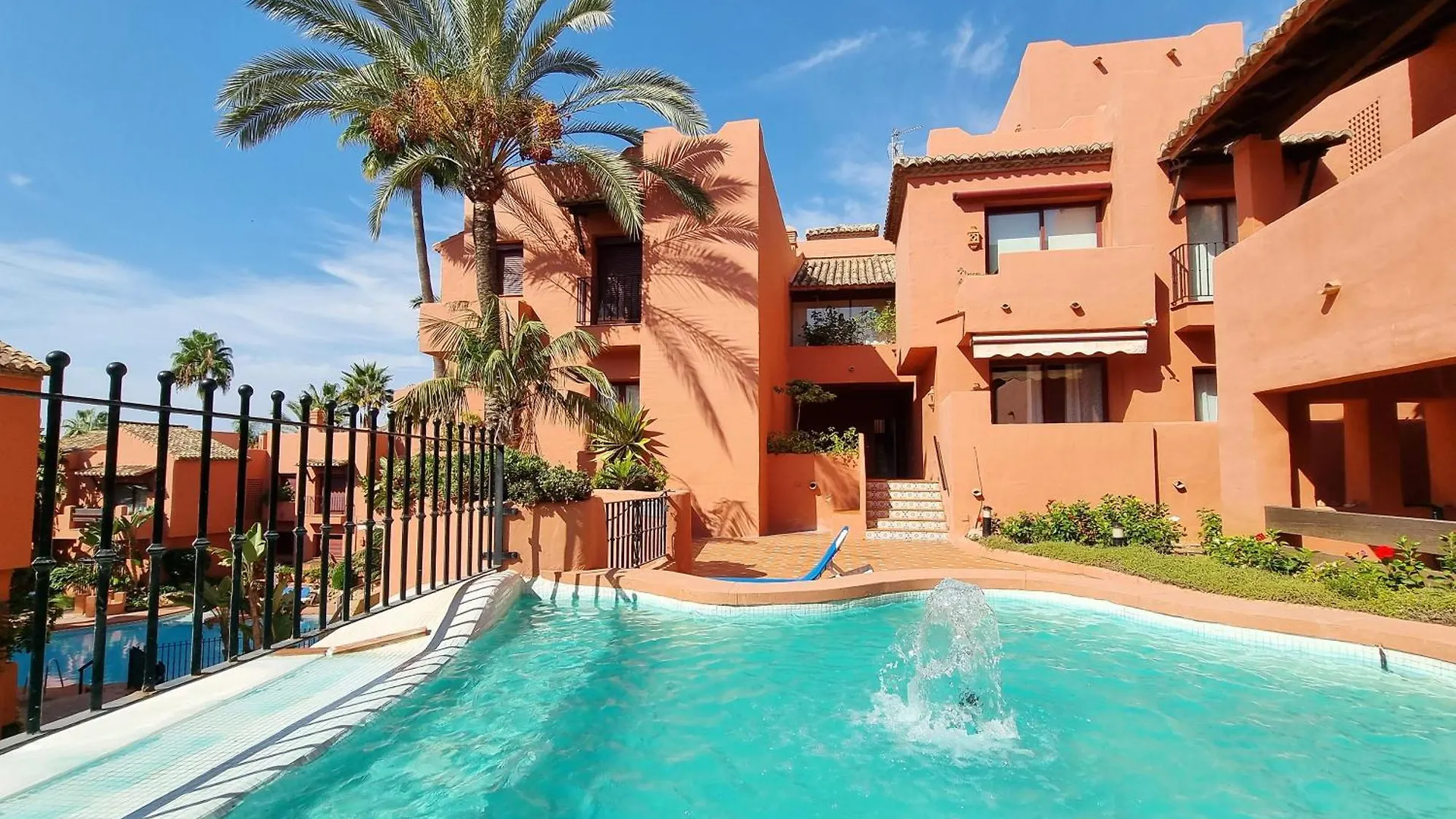 Jardines De Don Carlos Apartment location